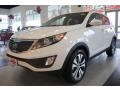 Front 3/4 View of 2011 Kia Sportage EX AWD #2