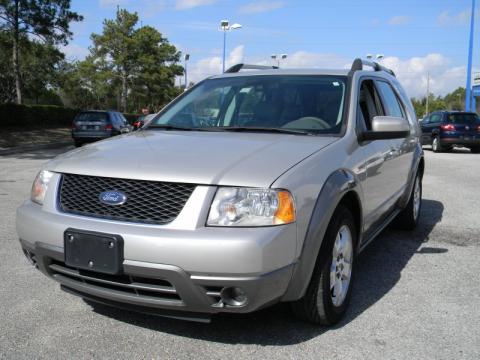 Silver Birch Metallic Ford Freestyle SEL.  Click to enlarge.