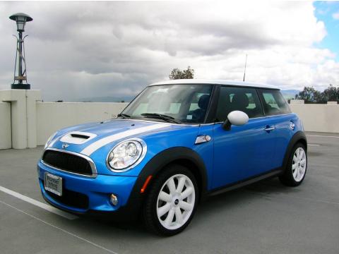 Laser Blue Metallic Mini Cooper S Hardtop.  Click to enlarge.