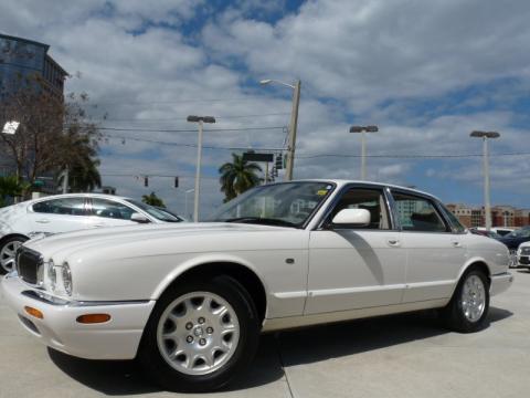 White Onyx Jaguar XJ XJ8. Click to enlarge. White Onyx Jaguar XJ XJ8. Click to enlarge.