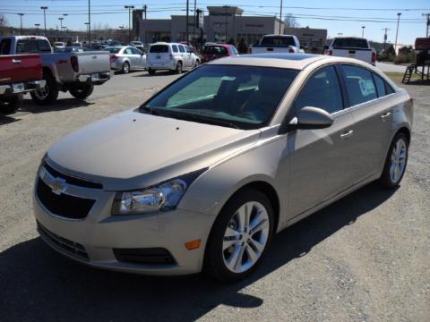 Gold Mist Metallic Chevrolet Cruze LTZ.  Click to enlarge.