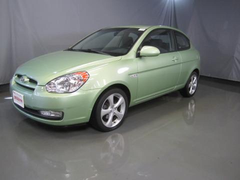 Apple Green Hyundai Accent SE Coupe.  Click to enlarge.