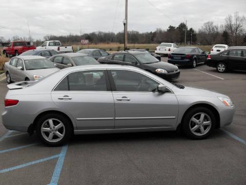 Satin Silver Metallic 2005 Honda Accord EX Sedan with Gray interior Satin 
