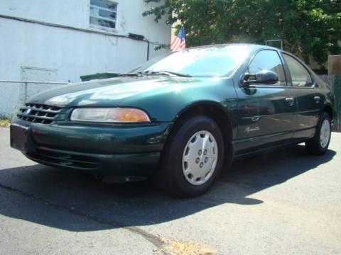 Forest Green Pearl Dodge Stratus .  Click to enlarge.