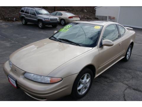 Sandstone Metallic Oldsmobile Alero GL Coupe. Click to enlarge. Sandstone Metallic Oldsmobile Alero GL Coupe. Click to enlarge.