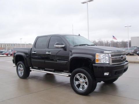 Black Chevrolet Silverado 1500 LT Z71 Crew Cab 4x4.  Click to enlarge.