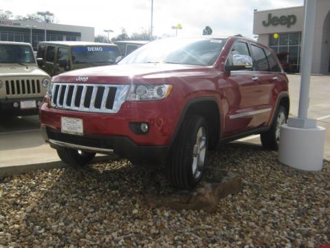 Inferno Red Crystal Pearl Jeep Grand Cherokee Overland 4x4.  Click to enlarge.