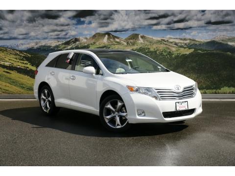 Blizzard Pearl White Toyota Venza V6 AWD.  Click to enlarge.