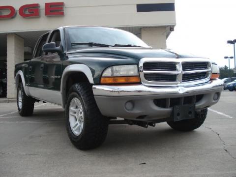 Forest Green Pearl Dodge Dakota SLT Quad Cab 4x4.  Click to enlarge.