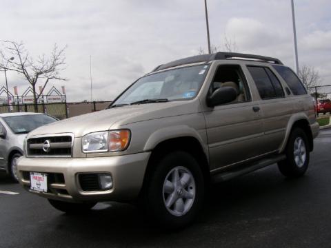 Nissan Pathfinder 2002 Interior. Sahara Beige Metallic 2002 Nissan Pathfinder SE 4x4 with Beige interior Sahara Beige Metallic Nissan Pathfinder SE 4x4. Click to enlarge.