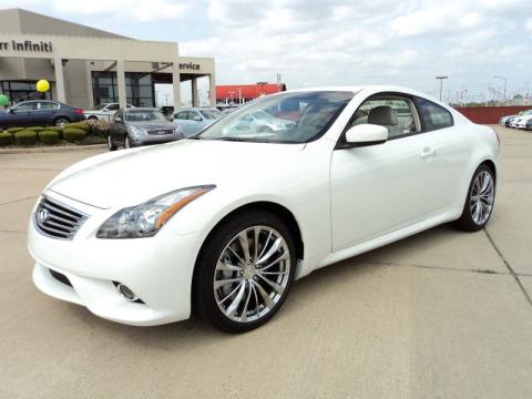 Moonlight White Infiniti G 37 S Sport Coupe.  Click to enlarge.