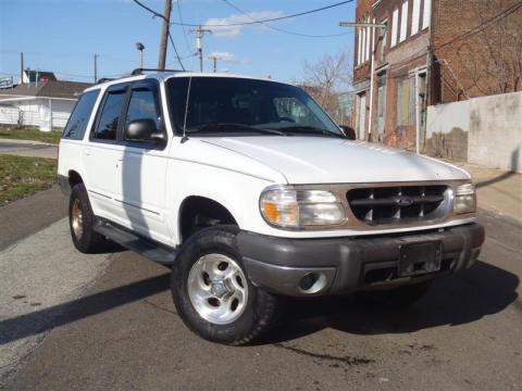 Oxford White Ford Explorer XLT 4x4.  Click to enlarge.