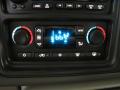 Controls of 2005 GMC Yukon SLT #19