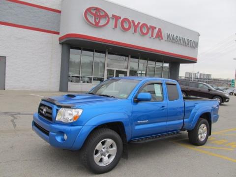 Speedway Blue Toyota Tacoma V6 TRD Sport Access Cab 4x4.  Click to enlarge.