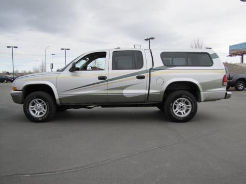 Bright Silver Metallic Dodge Dakota SLT Quad Cab 4x4.  Click to enlarge.