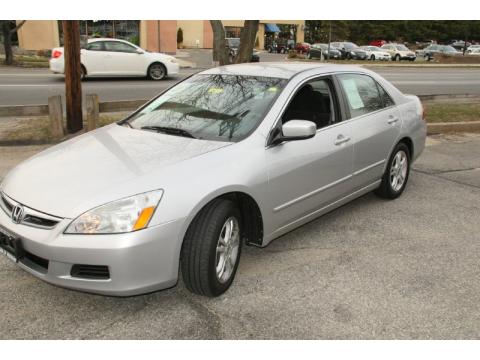 Alabaster Silver Metallic Honda Accord SE Sedan.  Click to enlarge.