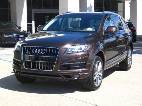Audi Q7 3.0 TDI quattro Audi Q7 3.0 Tdi Quattro. Audi Q7 3.0 TDI quattro