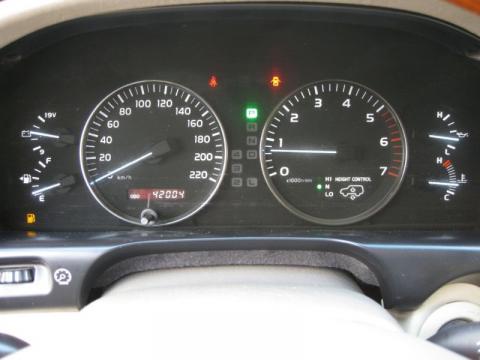 Crystal White Lexus LX 470.  Click to enlarge.