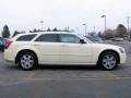  2005 Dodge Magnum Cool Vanilla White #4