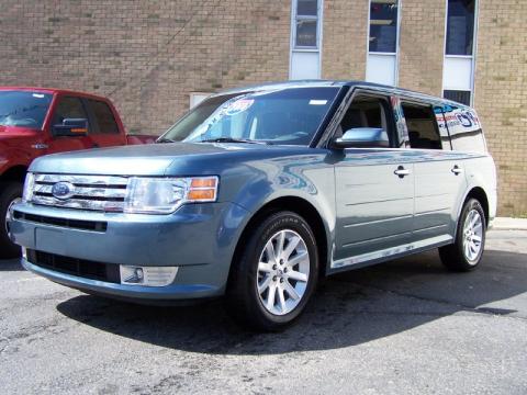 Steel Blue Metallic Ford Flex SEL.  Click to enlarge.