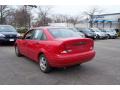 2000 Focus SE Sedan #9