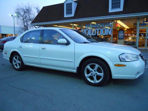 Icelandic White Pearl Nissan Maxima GLE. Click to enlarge. Icelandic White Pearl Nissan Maxima GLE. Click to enlarge.