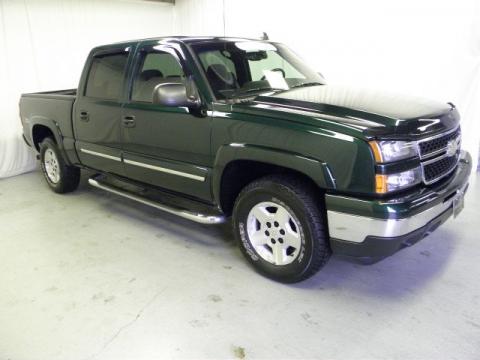 Dark Green Metallic Chevrolet Silverado 1500 Z71 Crew Cab 4x4.  Click to enlarge.