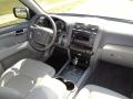 Dashboard of 2009 Kia Borrego EX V6 #18