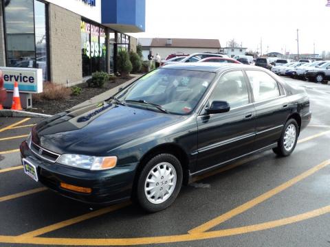 Sherwood Green Metallic Honda Accord EX Sedan.  Click to enlarge.