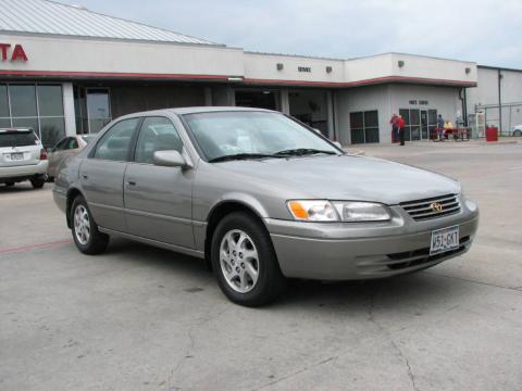 Antique Sage Pearl Toyota Camry XLE V6.  Click to enlarge.
