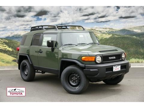 Army Green Toyota FJ Cruiser 4WD.  Click to enlarge.