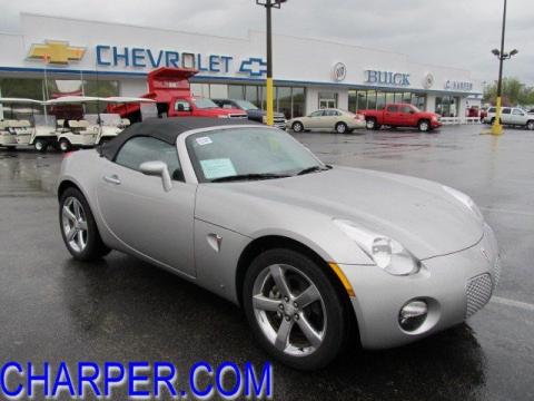 Cool Silver Pontiac Solstice Roadster.  Click to enlarge.