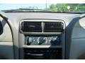 Controls of 2001 Ford Mustang V6 Coupe #25