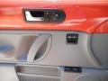 Controls of 2005 Volkswagen New Beetle GL Coupe #25