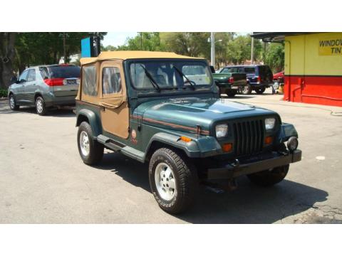 Hunter Green Metallic Jeep Wrangler Sahara 4x4.  Click to enlarge.
