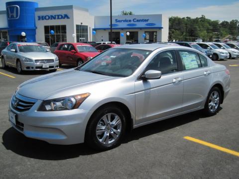 Alabaster Silver Metallic Honda Accord LX-P Sedan.  Click to enlarge.