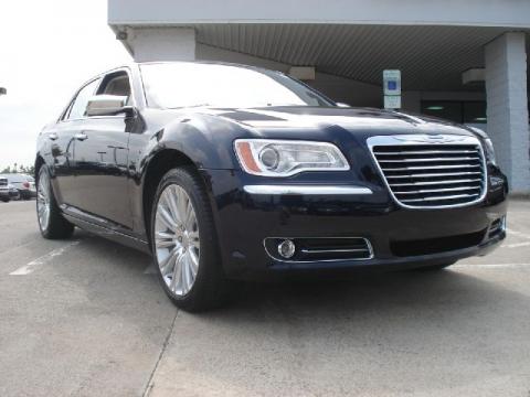 Blackberry Pearl Chrysler 300 Limited.  Click to enlarge.