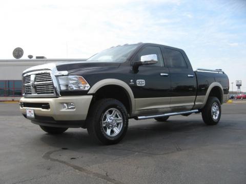 Brilliant Black Crystal Pearl Dodge Ram 2500 HD Laramie Longhorn Crew Cab 4x4.  Click to enlarge.