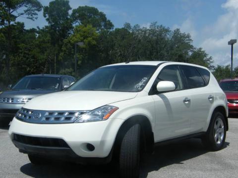 2005 Nissan Murano. White 2005 Nissan Murano S