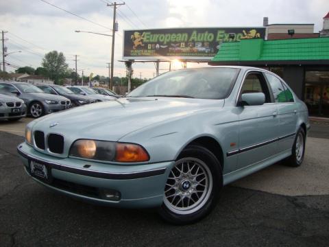 Glacier Green Metallic BMW 5 Series 528i Sedan.  Click to enlarge.