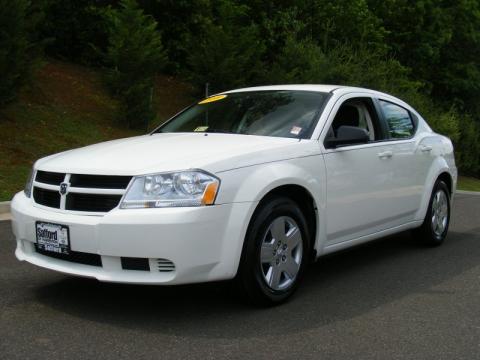 Stone White Dodge Avenger SXT.  Click to enlarge.