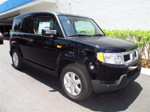 Crystal Black Pearl Honda Element EX.  Click to enlarge.