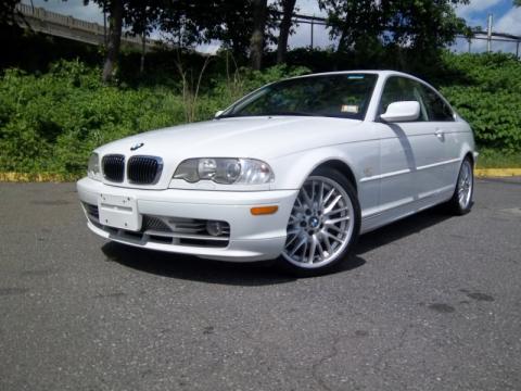 Alpine White BMW 3 Series 330i Coupe.  Click to enlarge.