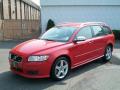 Front 3/4 View of 2010 Volvo V50 T5 R-Design #1 Front 3/4 View of 2010 Volvo V50 T5 R-Design #1