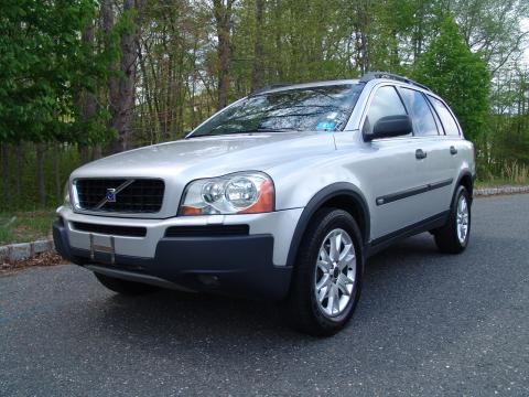 Silver Metallic Volvo XC90 T6 AWD.  Click to enlarge.
