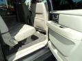 2010 Navigator L #21 2010 Navigator L #21