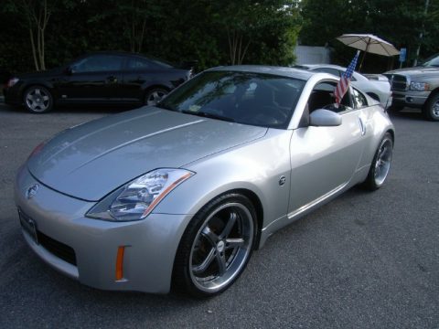 Chrome Silver Metallic Nissan 350Z Coupe.  Click to enlarge.