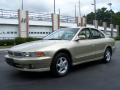 Front 3/4 View of 2001 Mitsubishi Galant ES #1 Front 3/4 View of 2001 Mitsubishi Galant ES #1