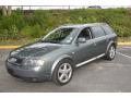 Front 3/4 View of 2004 Audi Allroad 4.2 quattro Avant #2