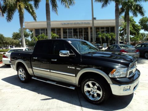 Brilliant Black Crystal Pearl Dodge Ram 1500 Laramie Crew Cab 4x4.  Click to enlarge.